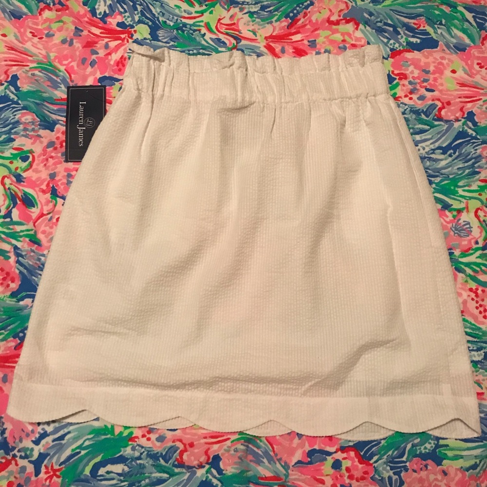 NWT Lauren James white stretch scallops skirt